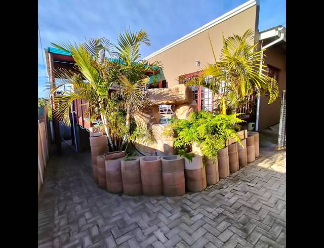 4 BEDROOM HOUSE FOR SALE IN FRAAIUITSIG